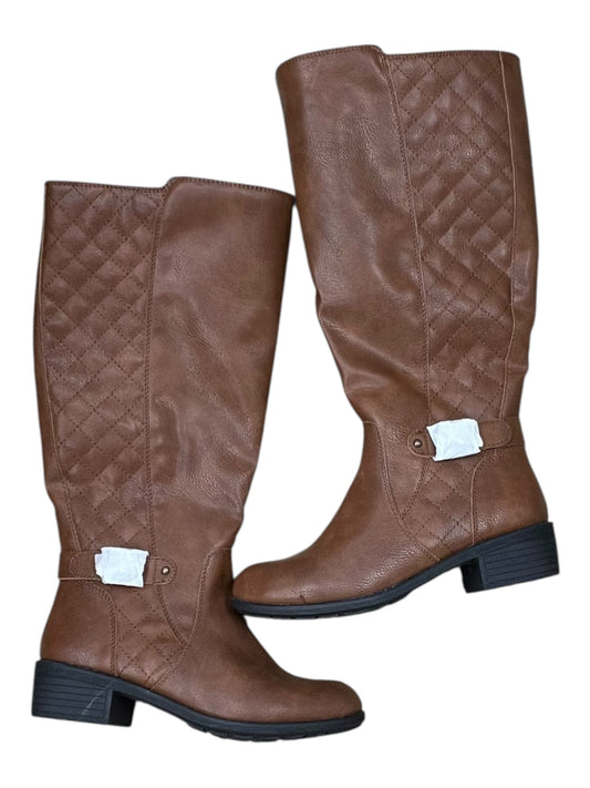 Boots Knee Flats By St Johns Bay In Brown, Size:6