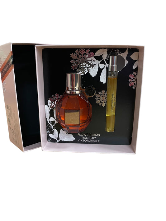 Fragrance By Viktor and Rolf In Pink
