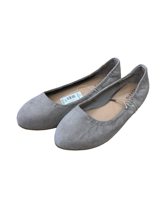Shoes Flats By Torrid In Taupe, Size:10.5