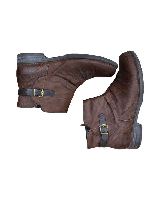 Boots Ankle Flats By Bare Traps In Brown, Size:8