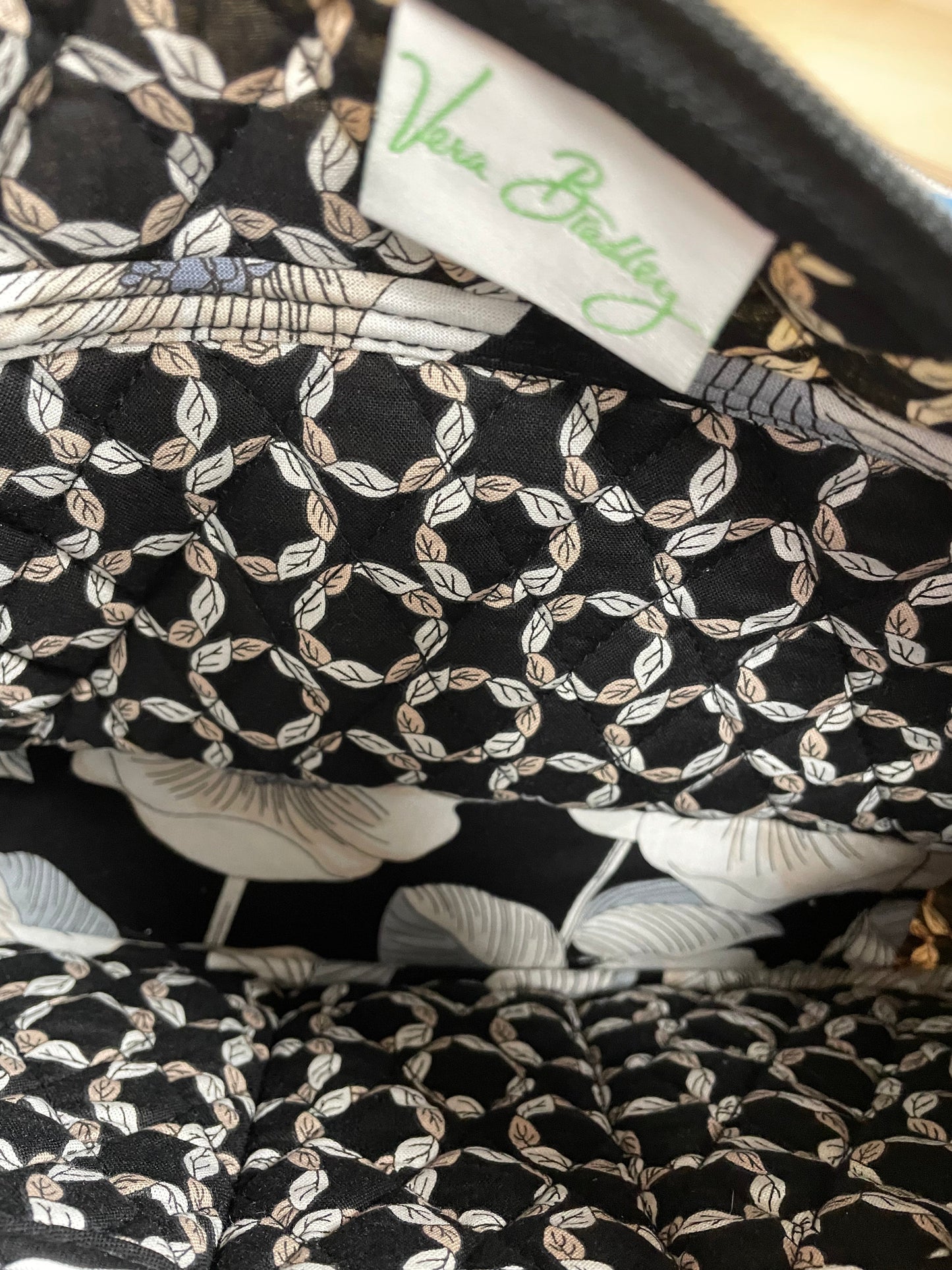 Crossbody By Vera Bradley In Blue & Cream, Size:Medium