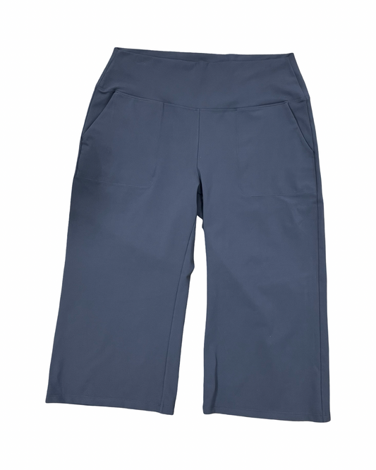 Athletic Capris By Ododos In Grey, Size:2X