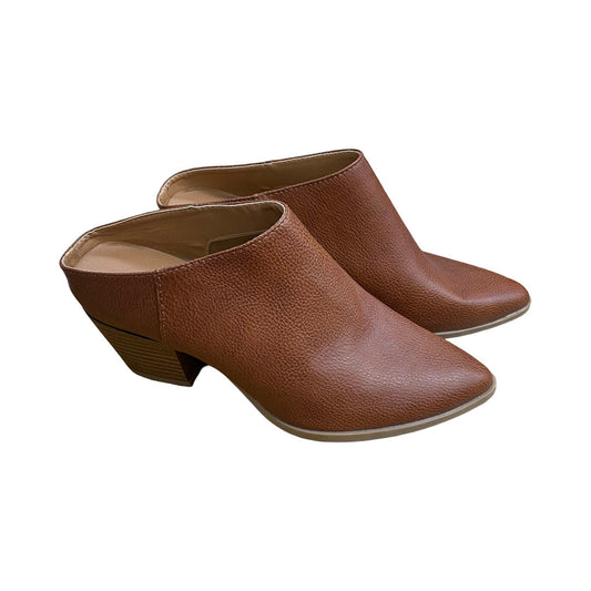 Shoes Heels Block By Universal Thread In Brown, Size:8.5
