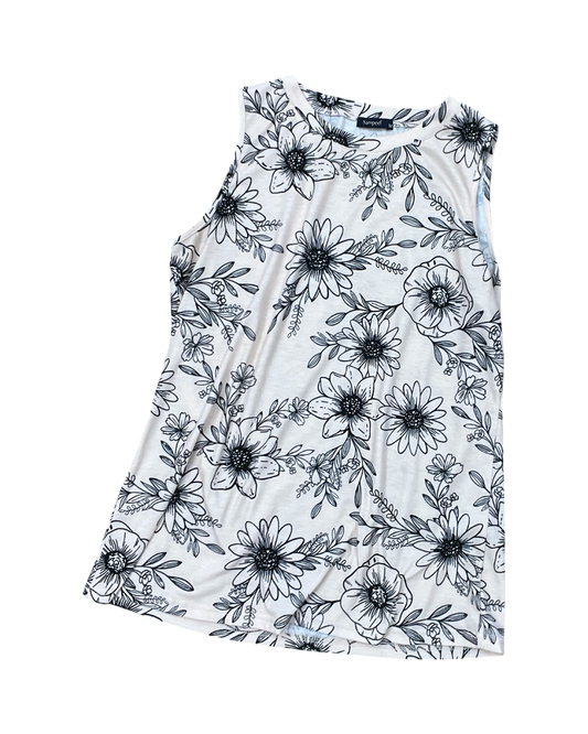 Top Sleeveless By Clothes Mentor In Cream, Size:M