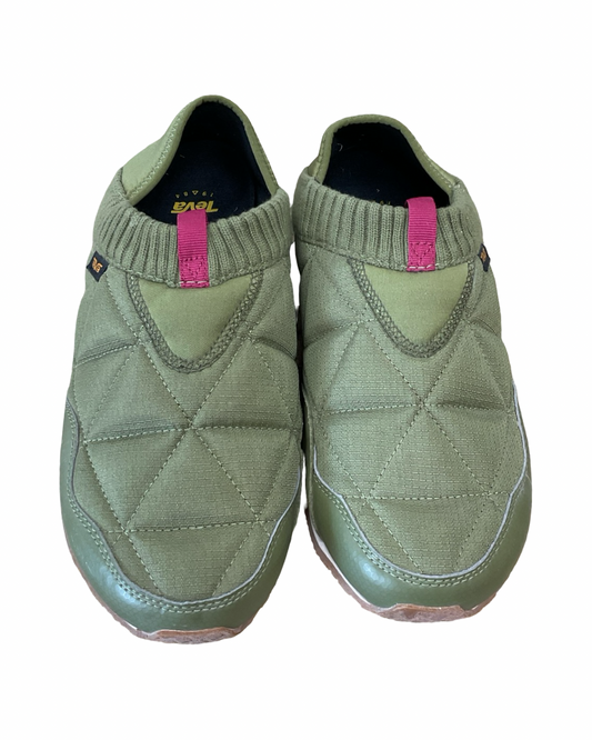 Shoes Flats By Teva In Green, Size:9