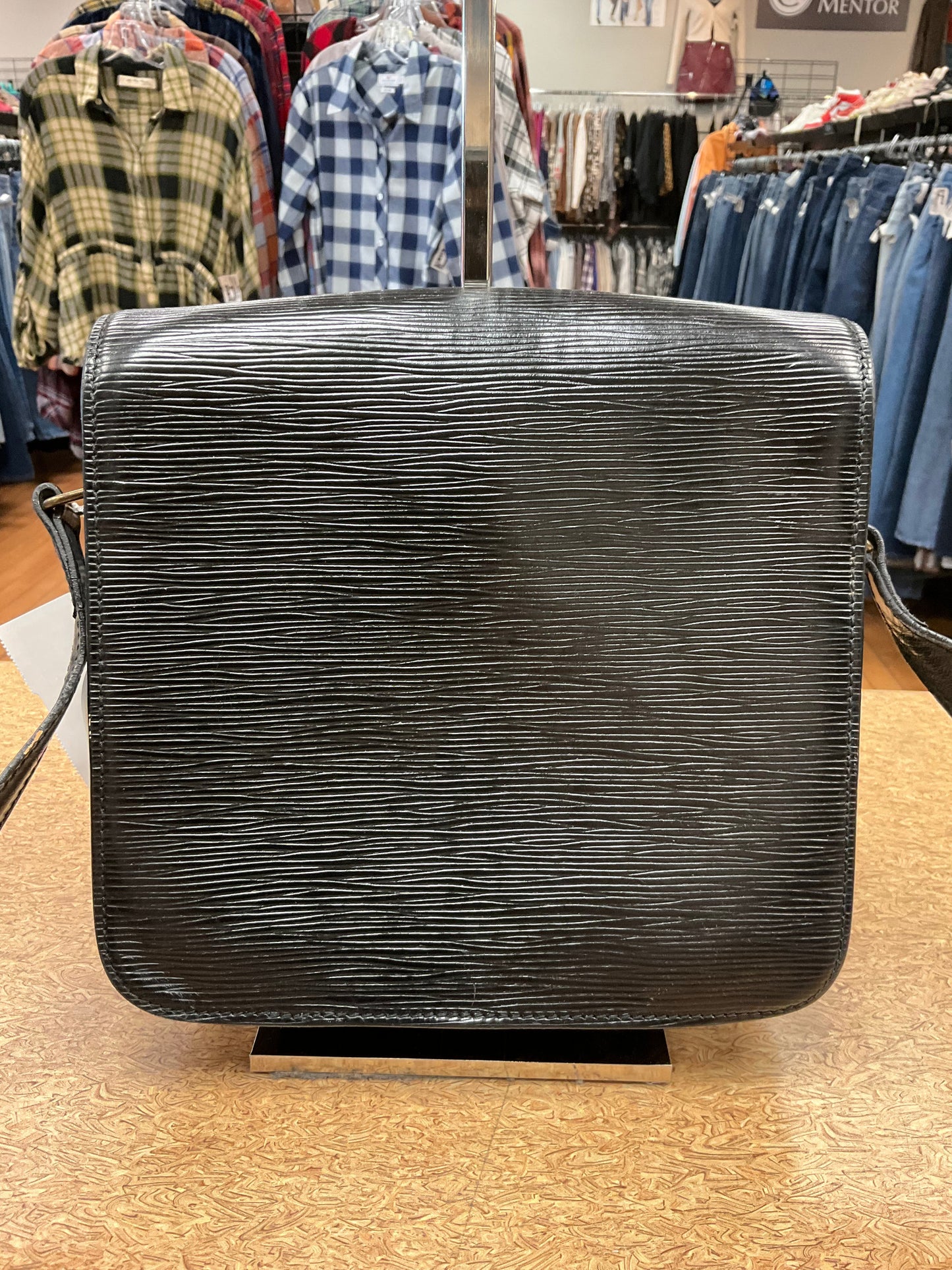 Crossbody Luxury Designer By Louis Vuitton In Black, Size:Small