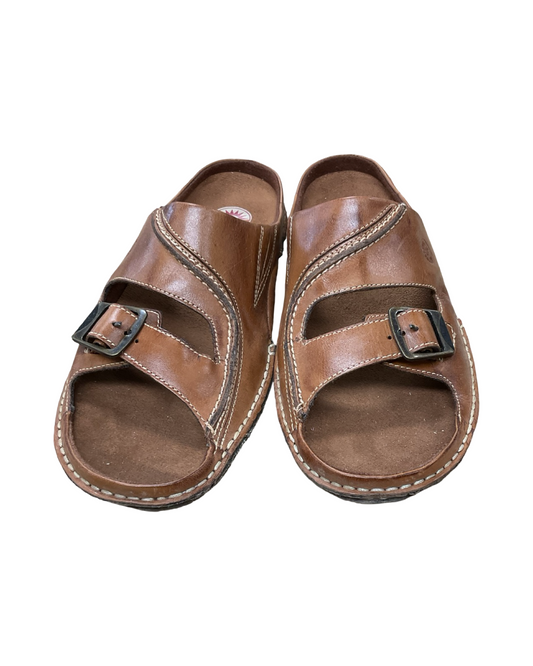 Sandals Flats By Clothes Mentor In Tan, Size:11