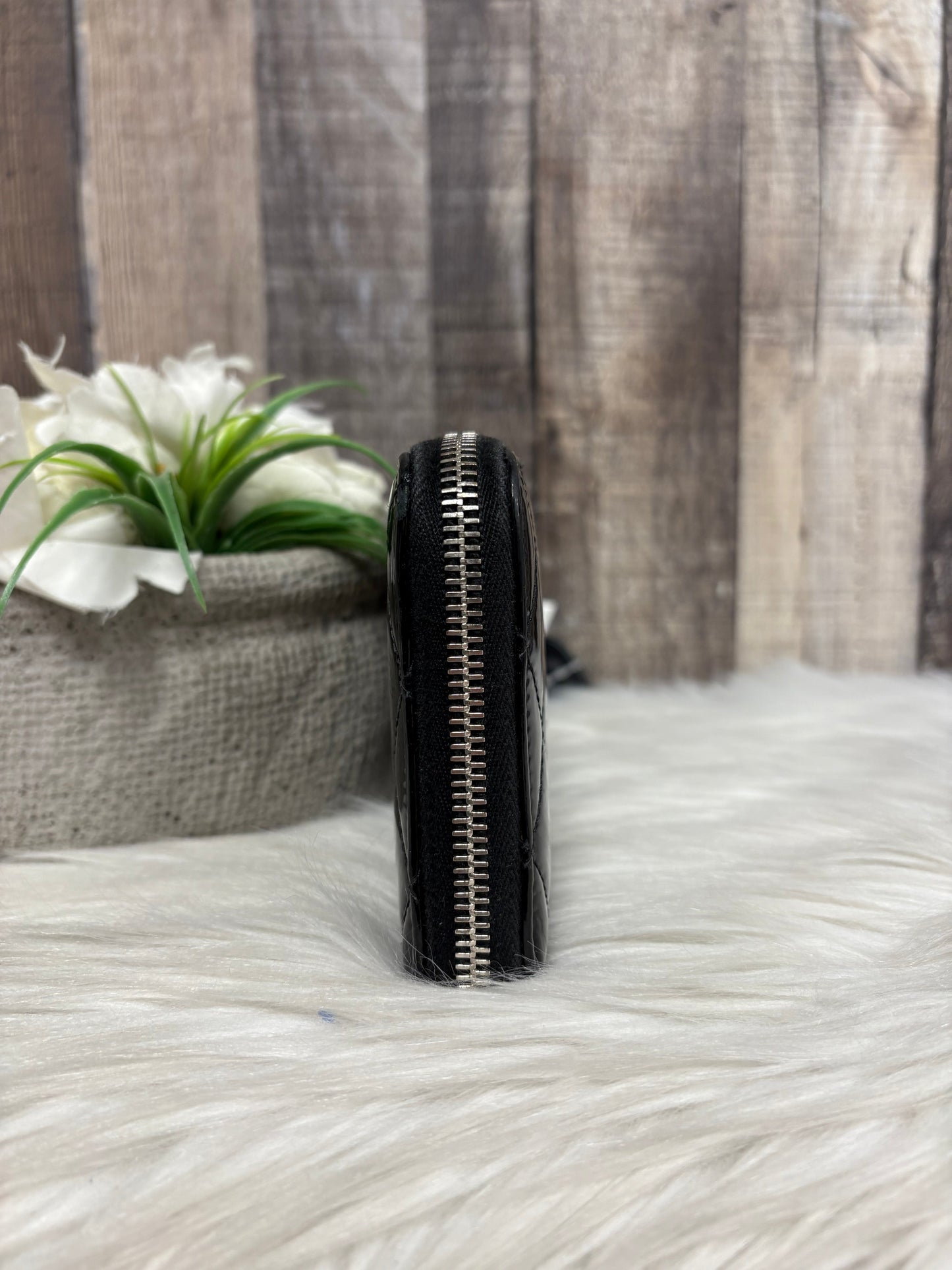 Wallet Luxury Designer By Chanel, Size: Large