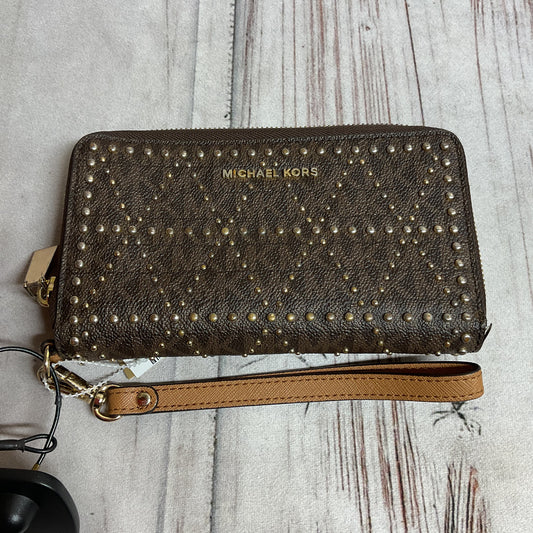 Wristlet Designer By Michael Kors In Brown, Size:Medium
