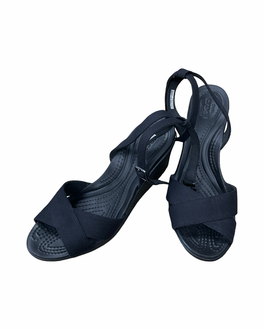 Sandals Heels Wedge By Crocs In Black, Size:8