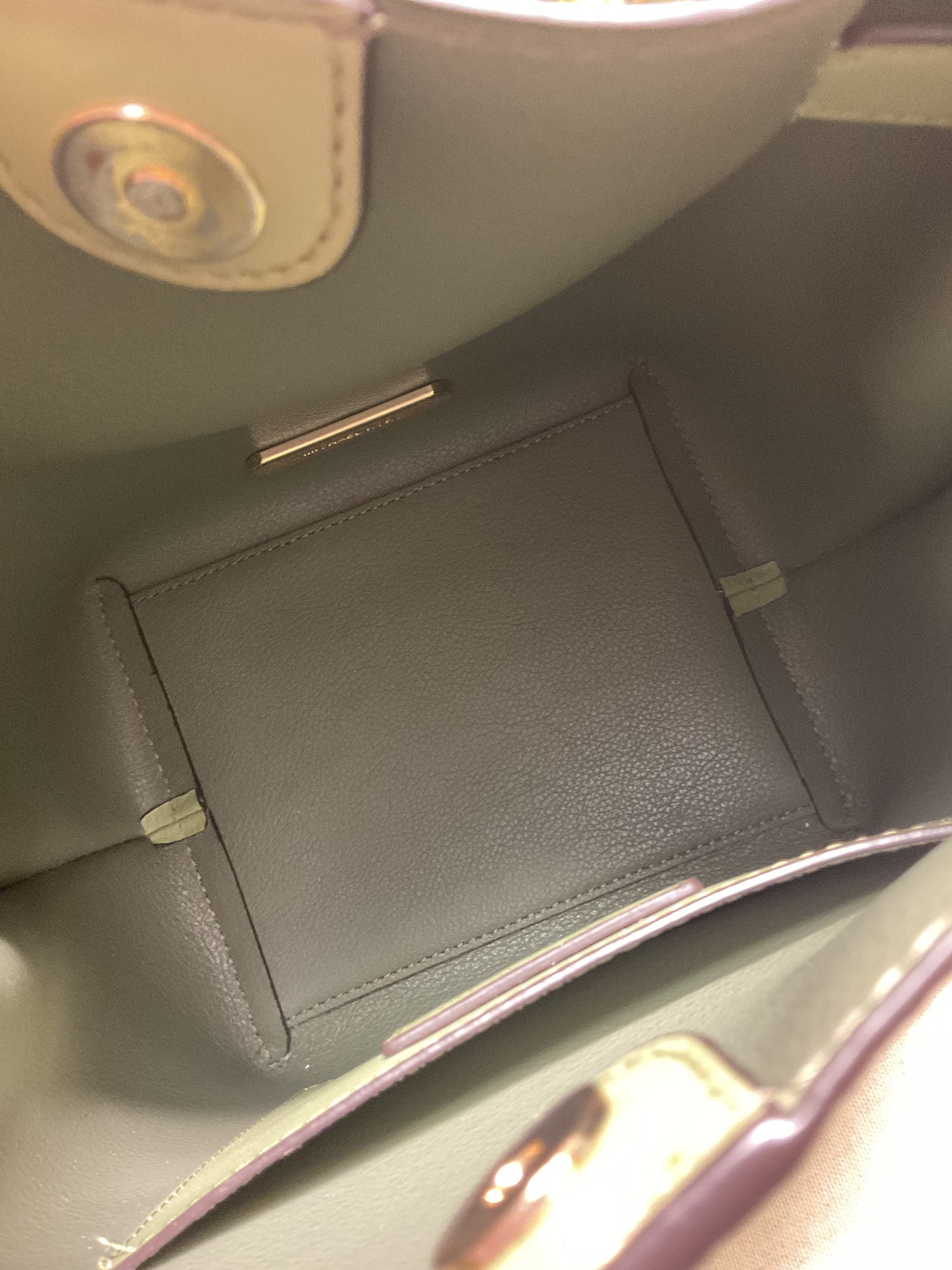 Handbag Designer By Michael Kors, Size: Medium
