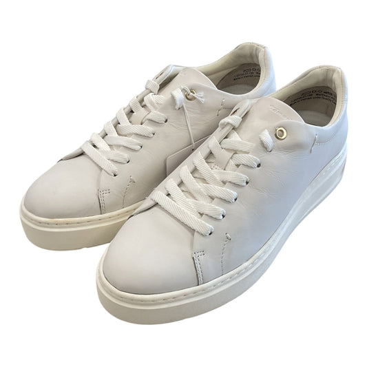 Shoes Sneakers By Clothes Mentor In White, Size:10.5