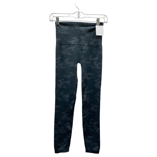 Athletic Leggings By Spanx In Camouflage Print, Size:M