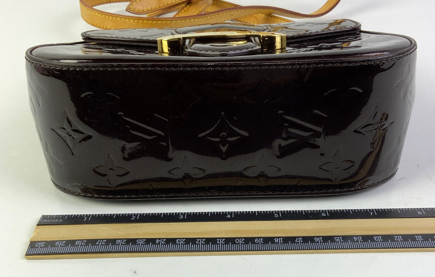 Crossbody Luxury Designer By Louis Vuitton In Maroon, Size:Small