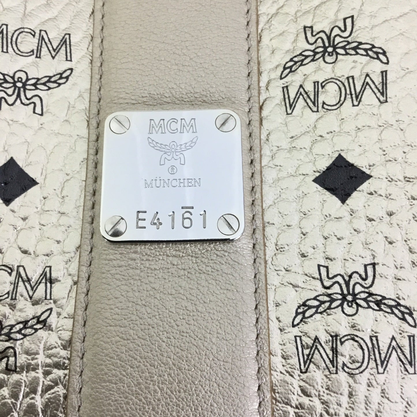 Handbag Luxury Designer By Mcm In Gold, Size:Large