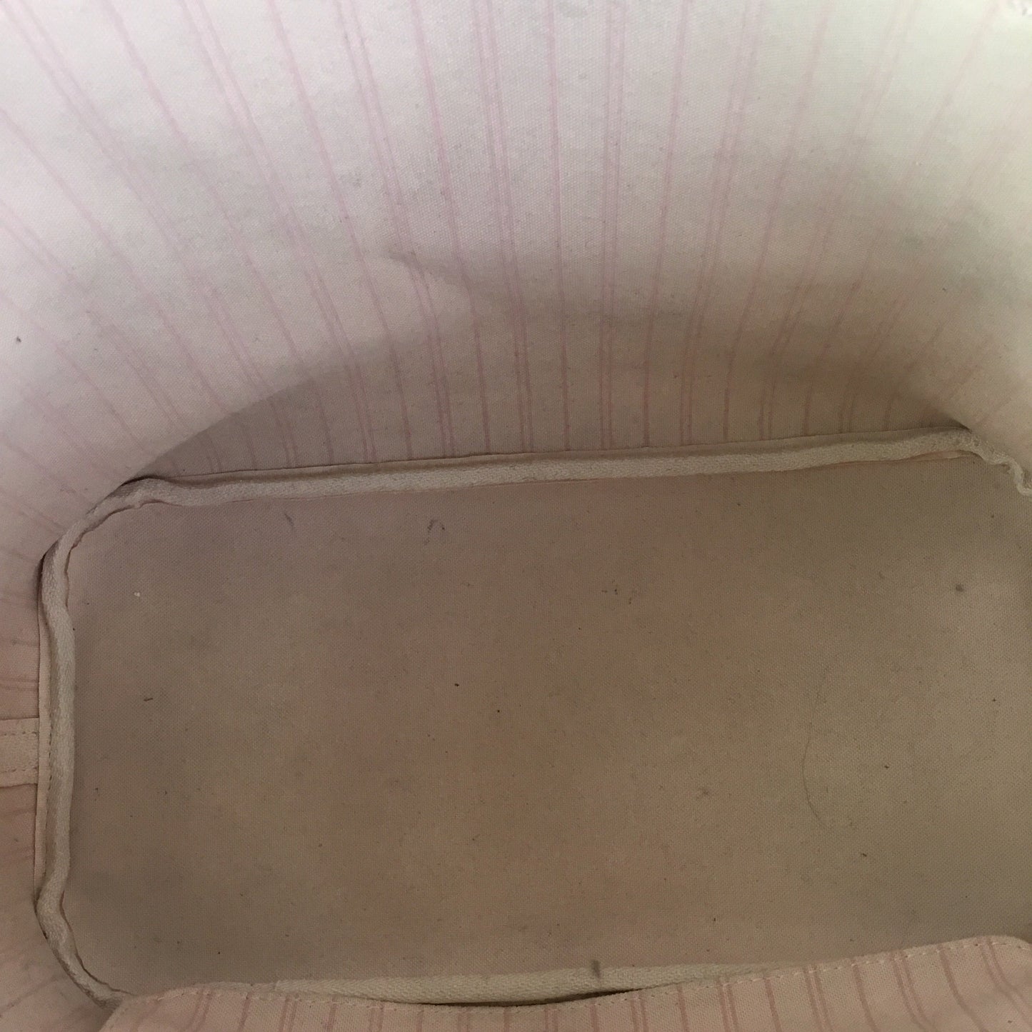 Handbag Luxury Designer By Louis Vuitton In Pink & White, Size:Medium