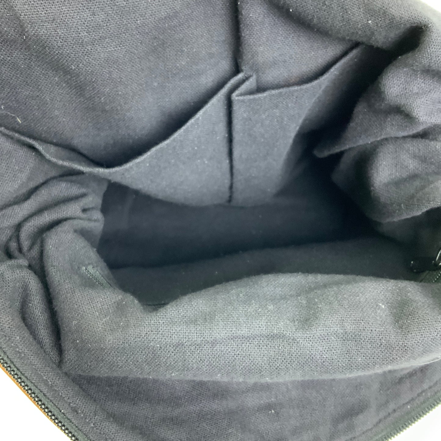 Crossbody By Clothes Mentor, Size: Large