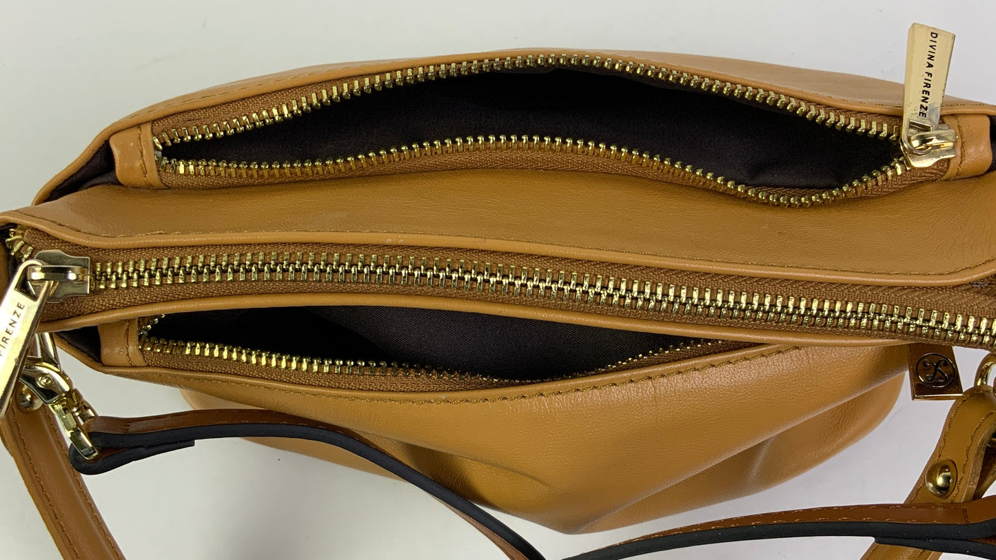 Crossbody Leather By Cmc, Size: Small