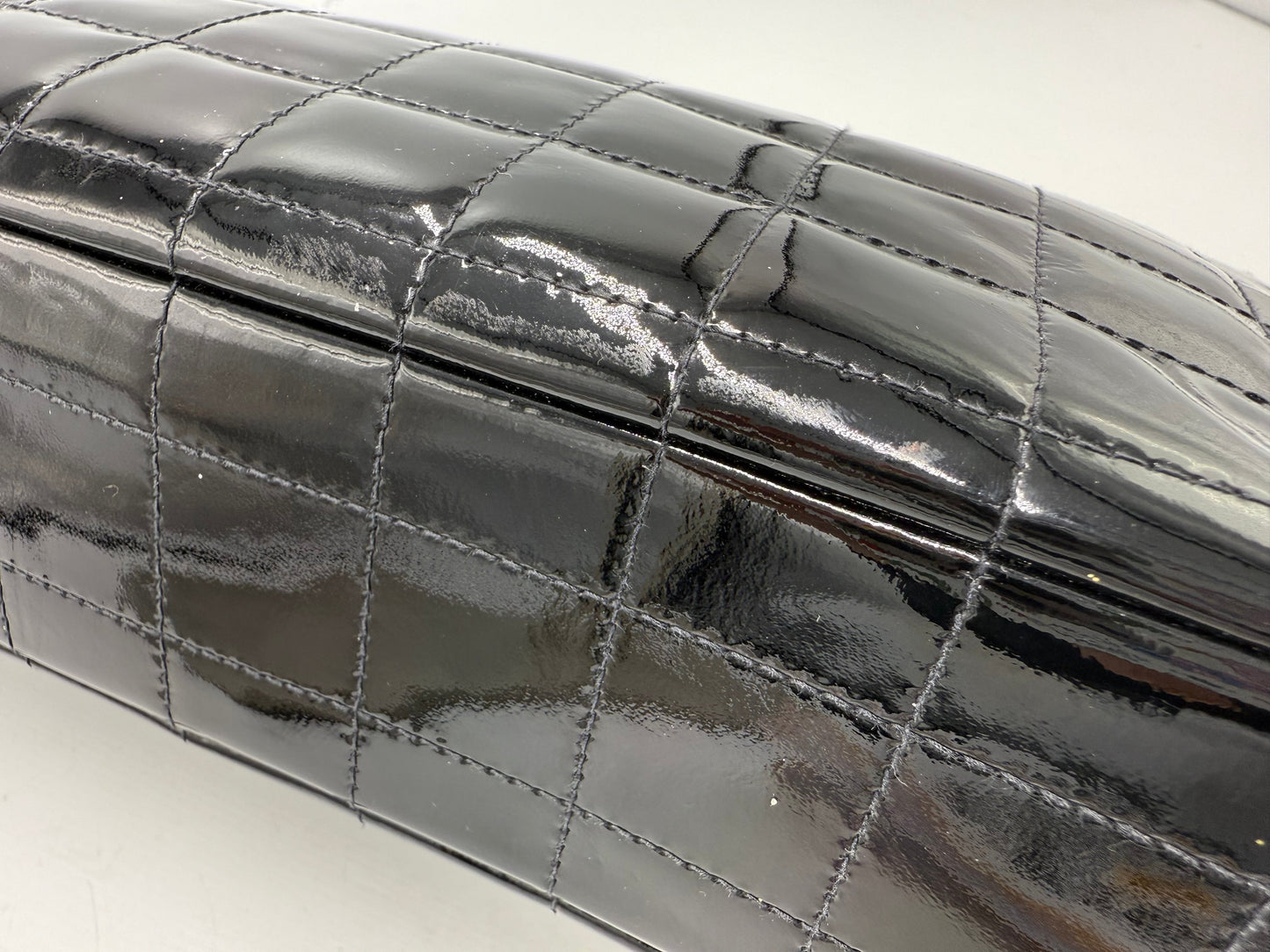 Chanel Chocolate Bar Reissue Flap Luxury Handbag