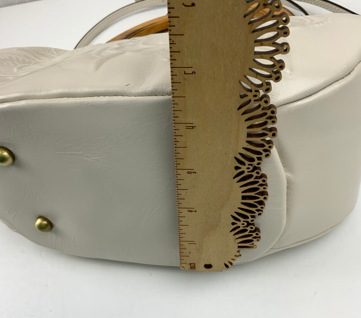 Crossbody Designer By Patricia Nash In White, Size:Medium