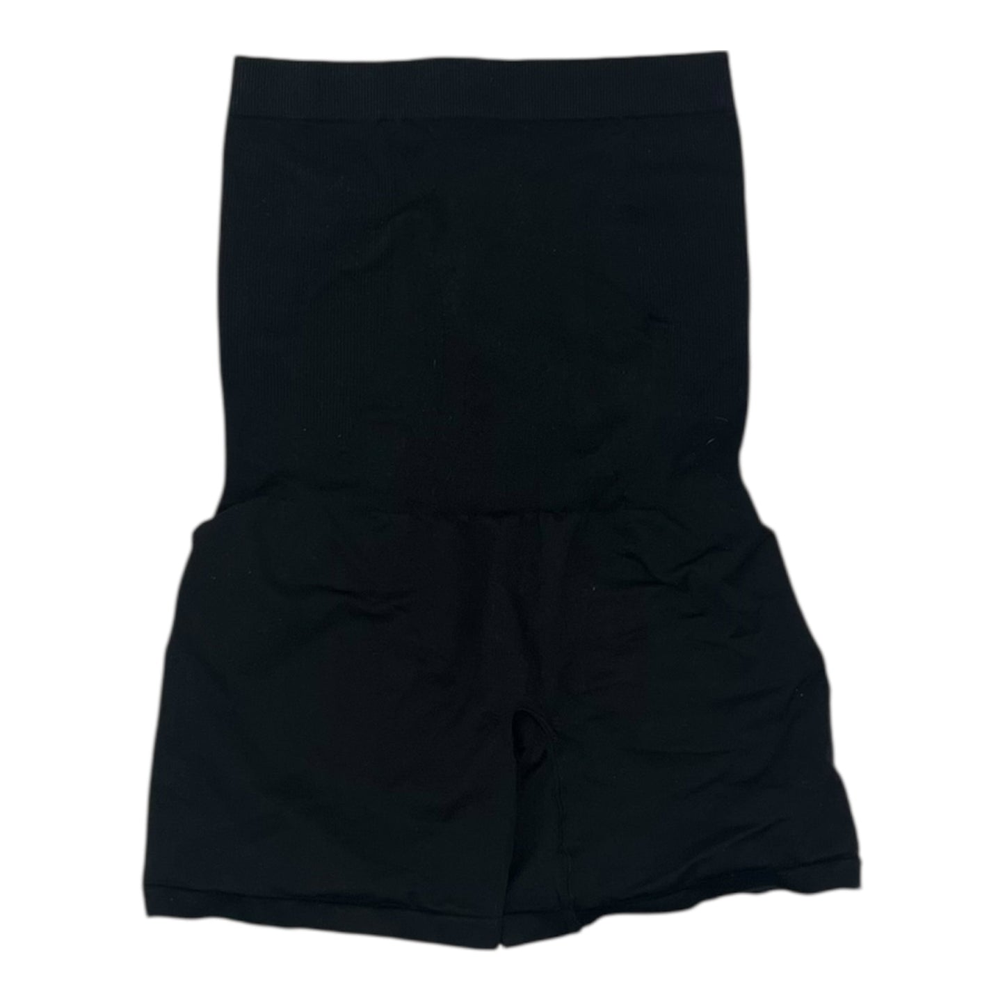 MAT SHORTS by    CLOTHES MENTOR In BLACK, Size: M