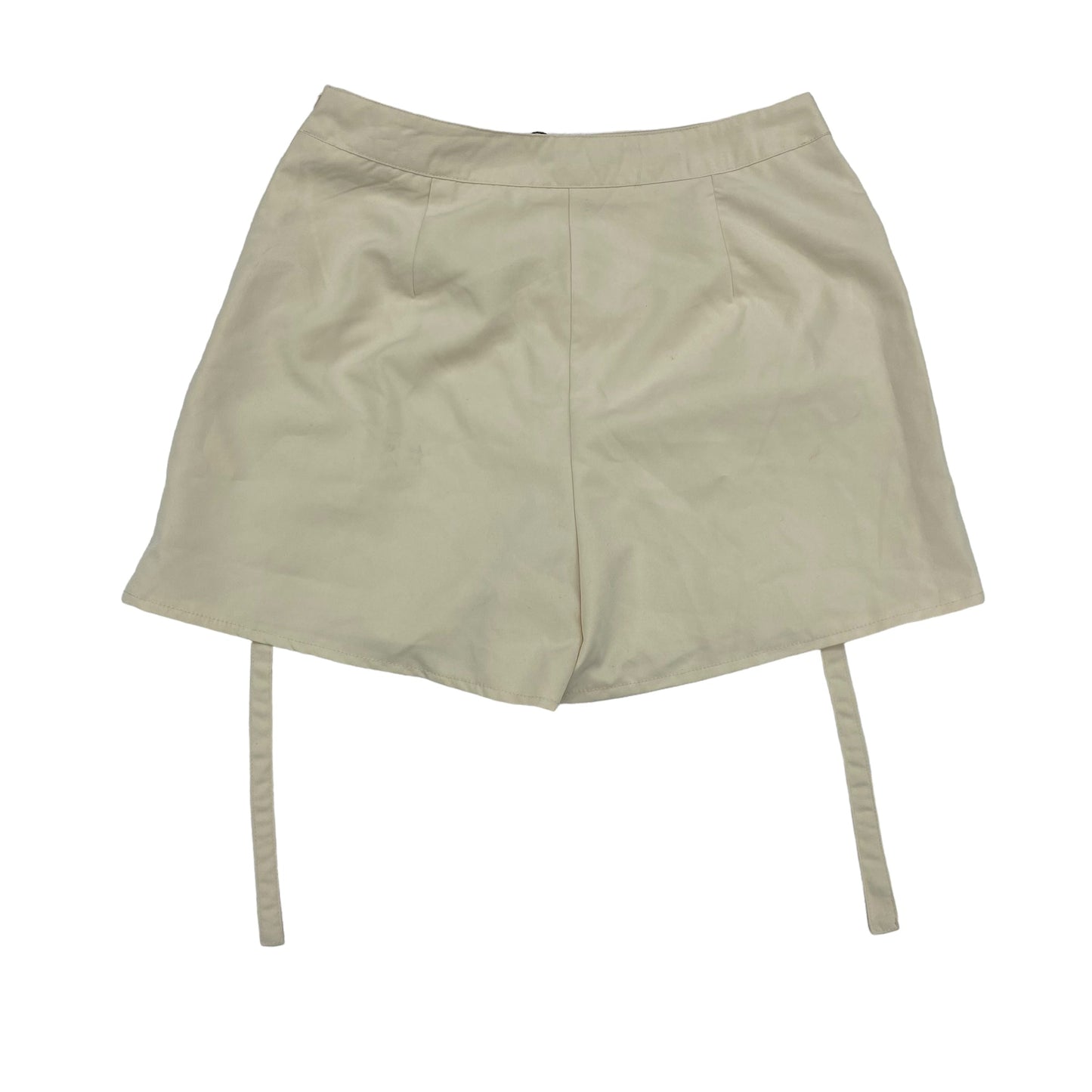 TAN BOOHOO BOUTIQUE SHORTS, Size 6