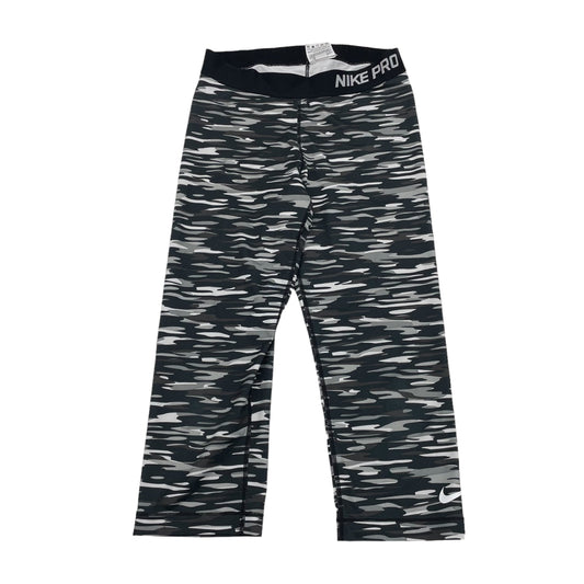 CAMOUFLAGE PRINT ATHLETIC LEGGINGS CAPRIS by NIKE APPAREL Size:M