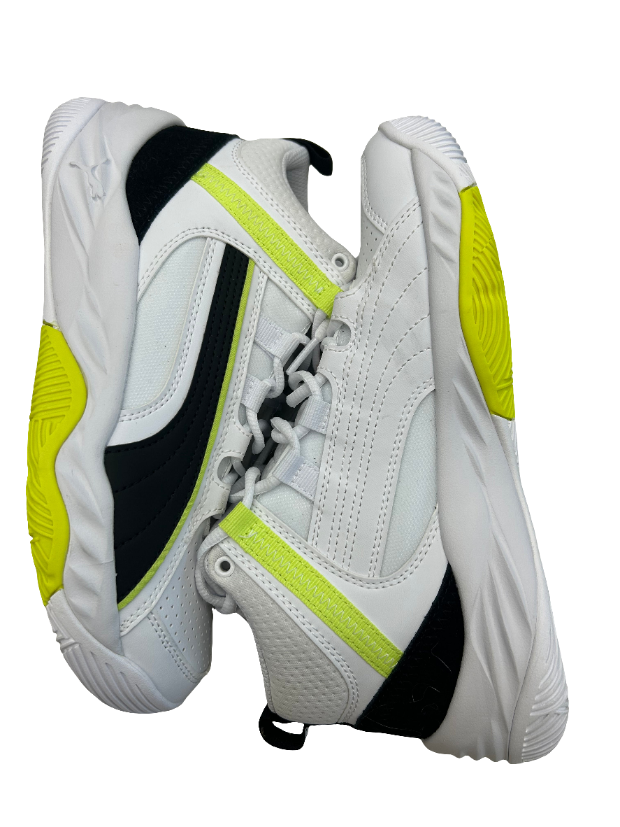 Shoes Sneakers By Puma In White Green, Size: 6.5