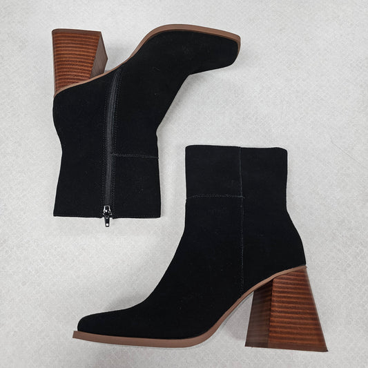 Boots Ankle Heels By Crown Vintage In Black, Size:10
