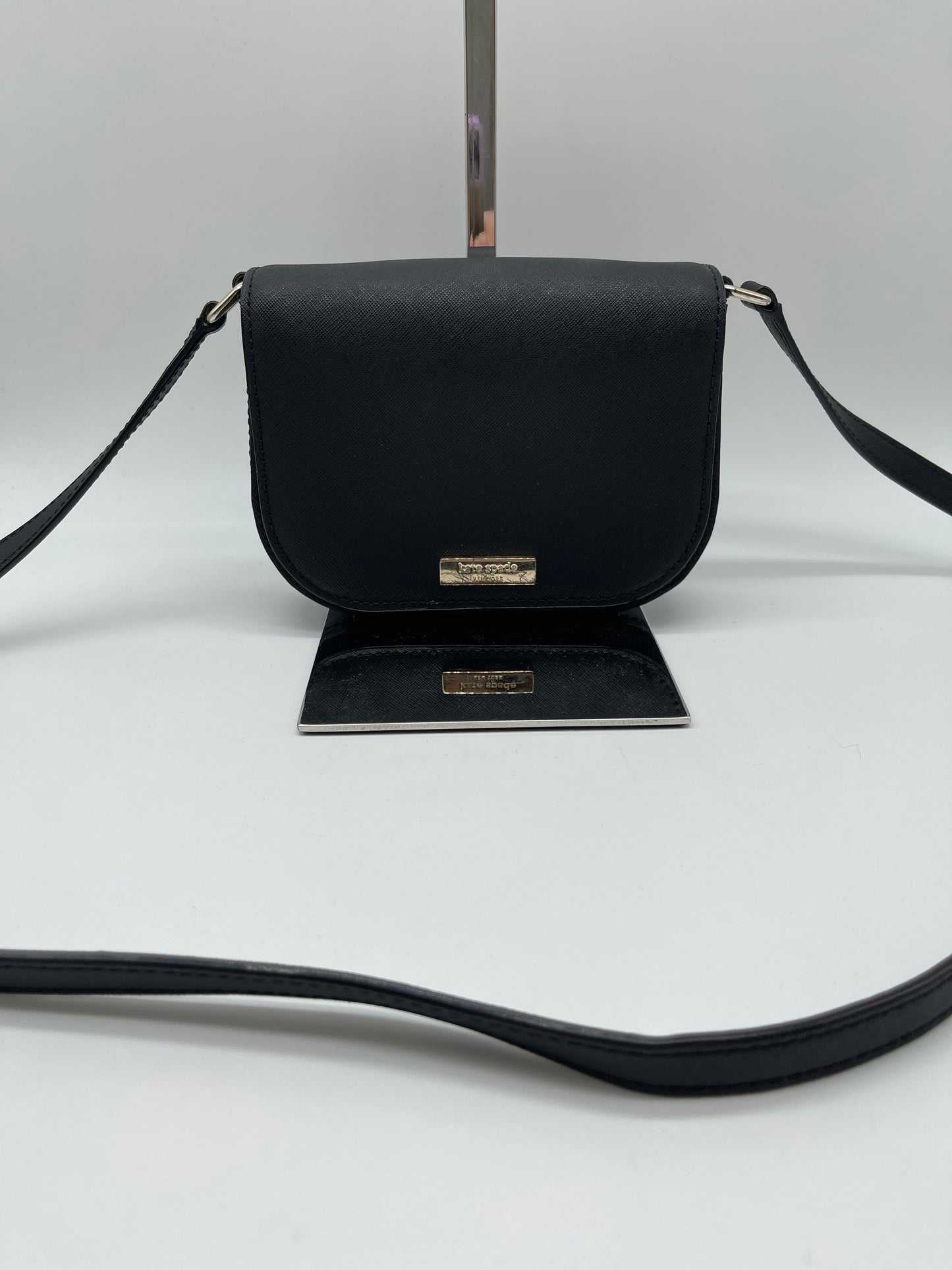 Crossbody Designer By Kate Spade  Size: Small