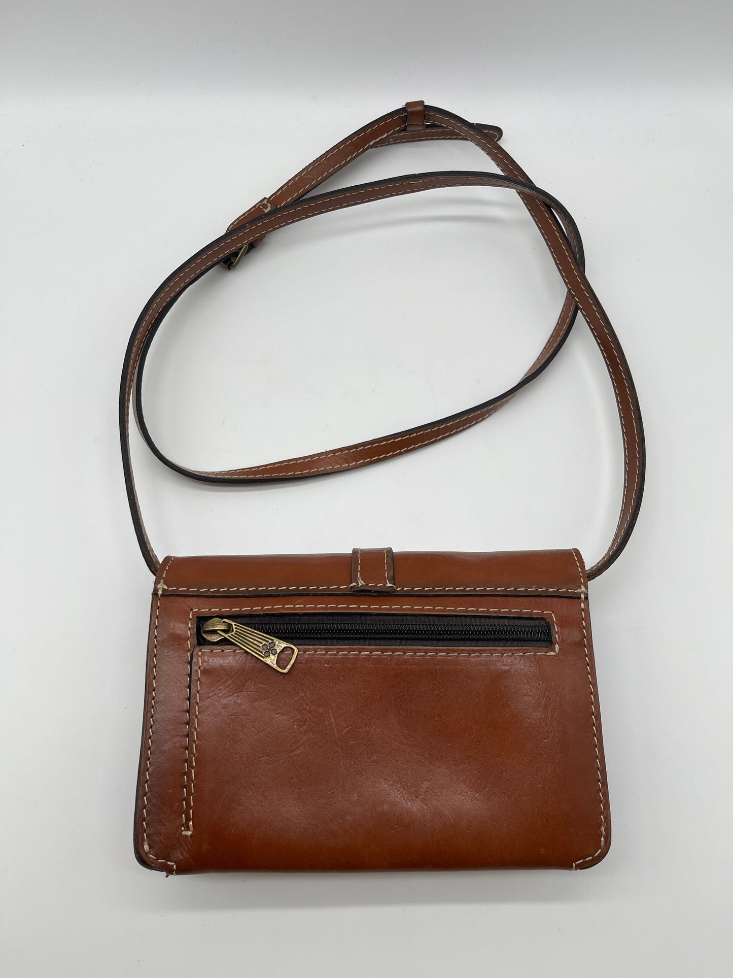 Crossbody Designer By Patricia Nash  Size: Small