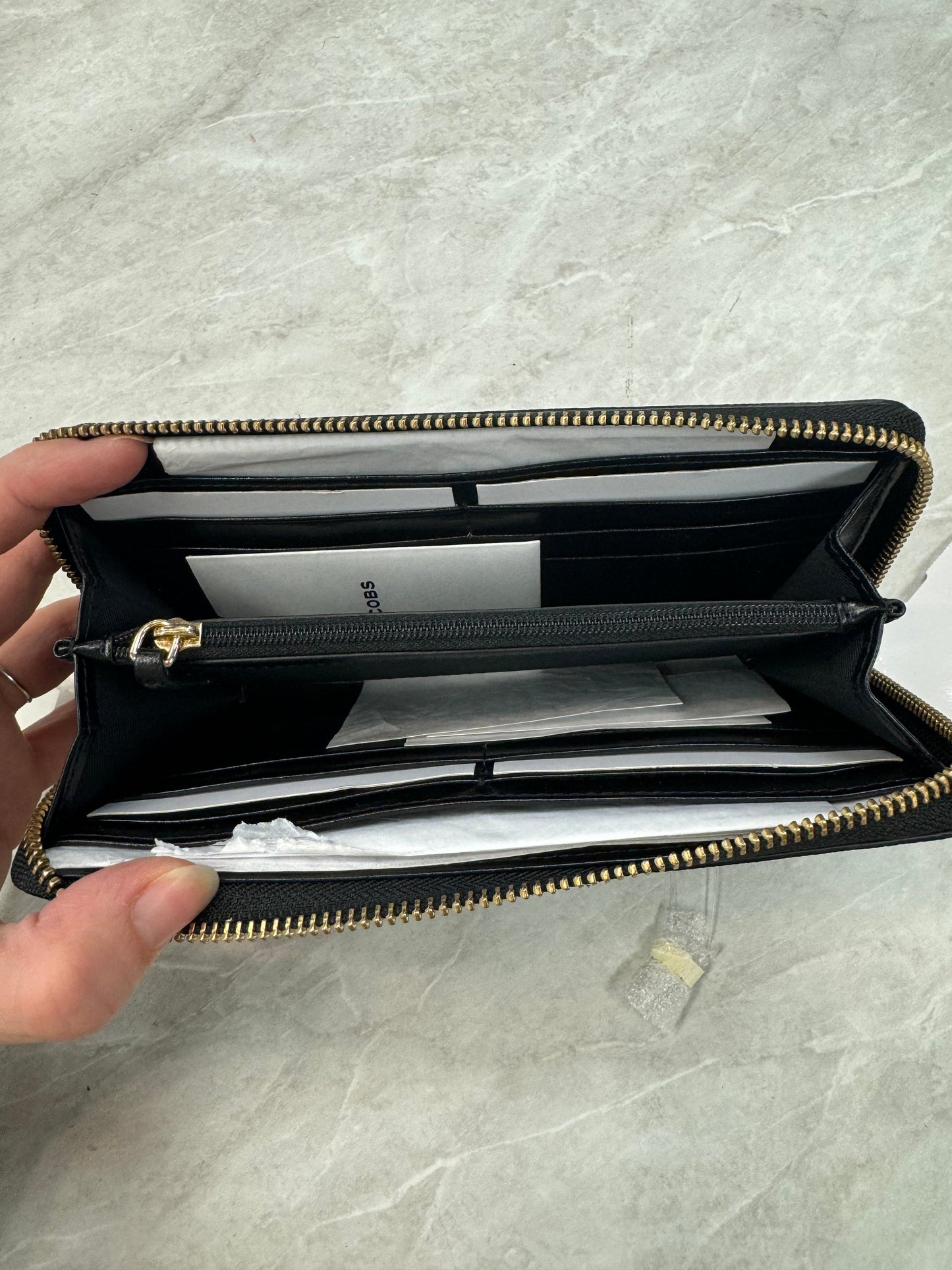 Wallet Designer By Marc Jacobs  Size: Large