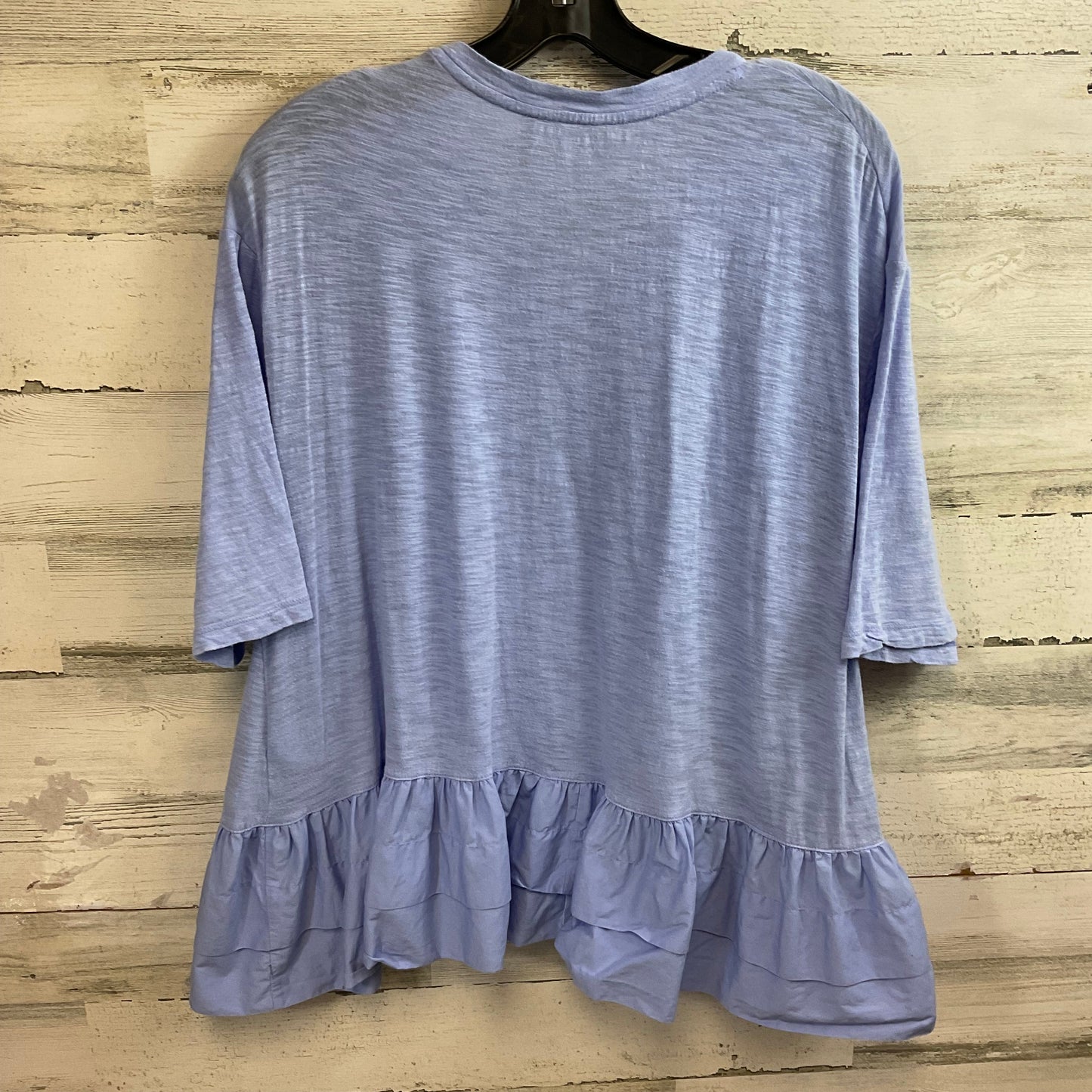 Top Short Sleeve By Akemi And Kin  Size: Xs