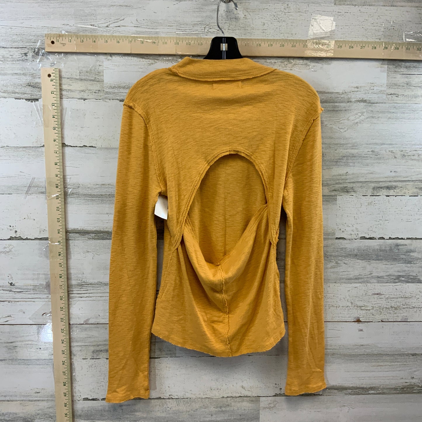 Top Long Sleeve By We The Free  Size: L