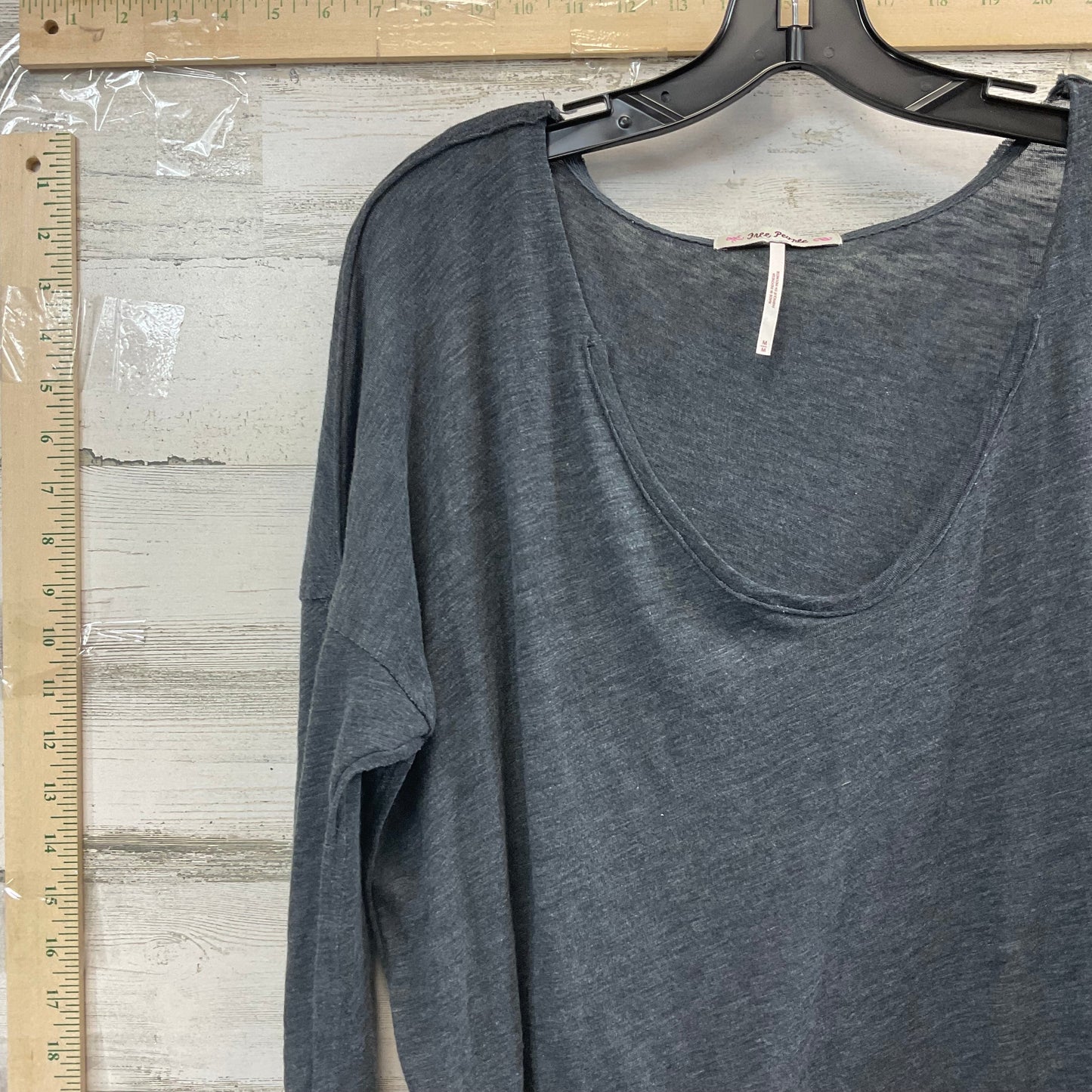 Top Long Sleeve Basic By Free People  Size: M