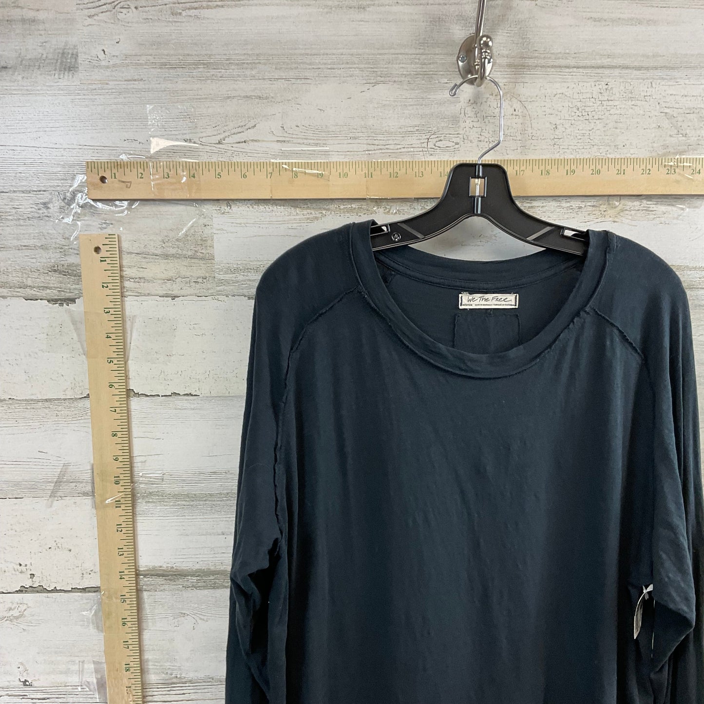 Top Long Sleeve By We The Free  Size: M