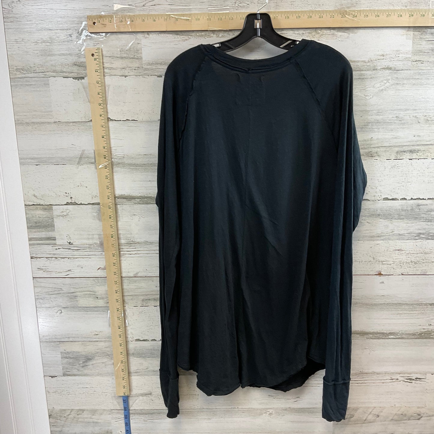 Top Long Sleeve By We The Free  Size: M