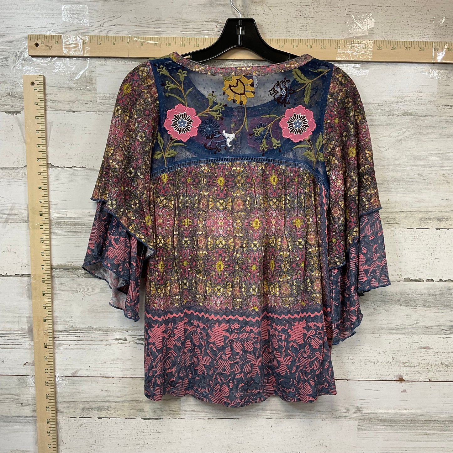 Top 3/4 Sleeve By Postmark  Size: Xs