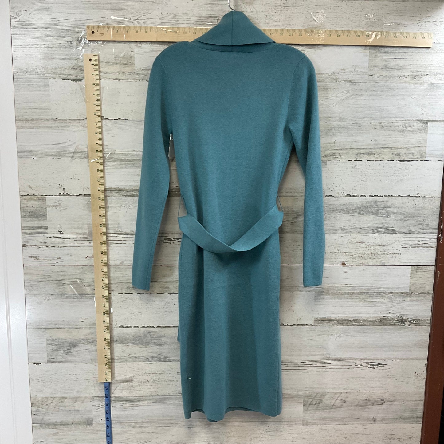 Dress Sweater By Ann Taylor  Size: Xs