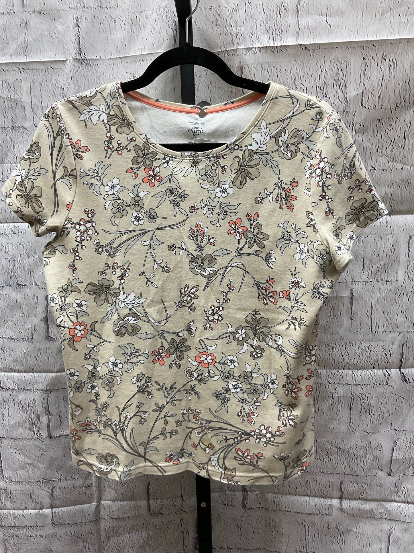 Top Short Sleeve By Croft And Barrow  Size: M