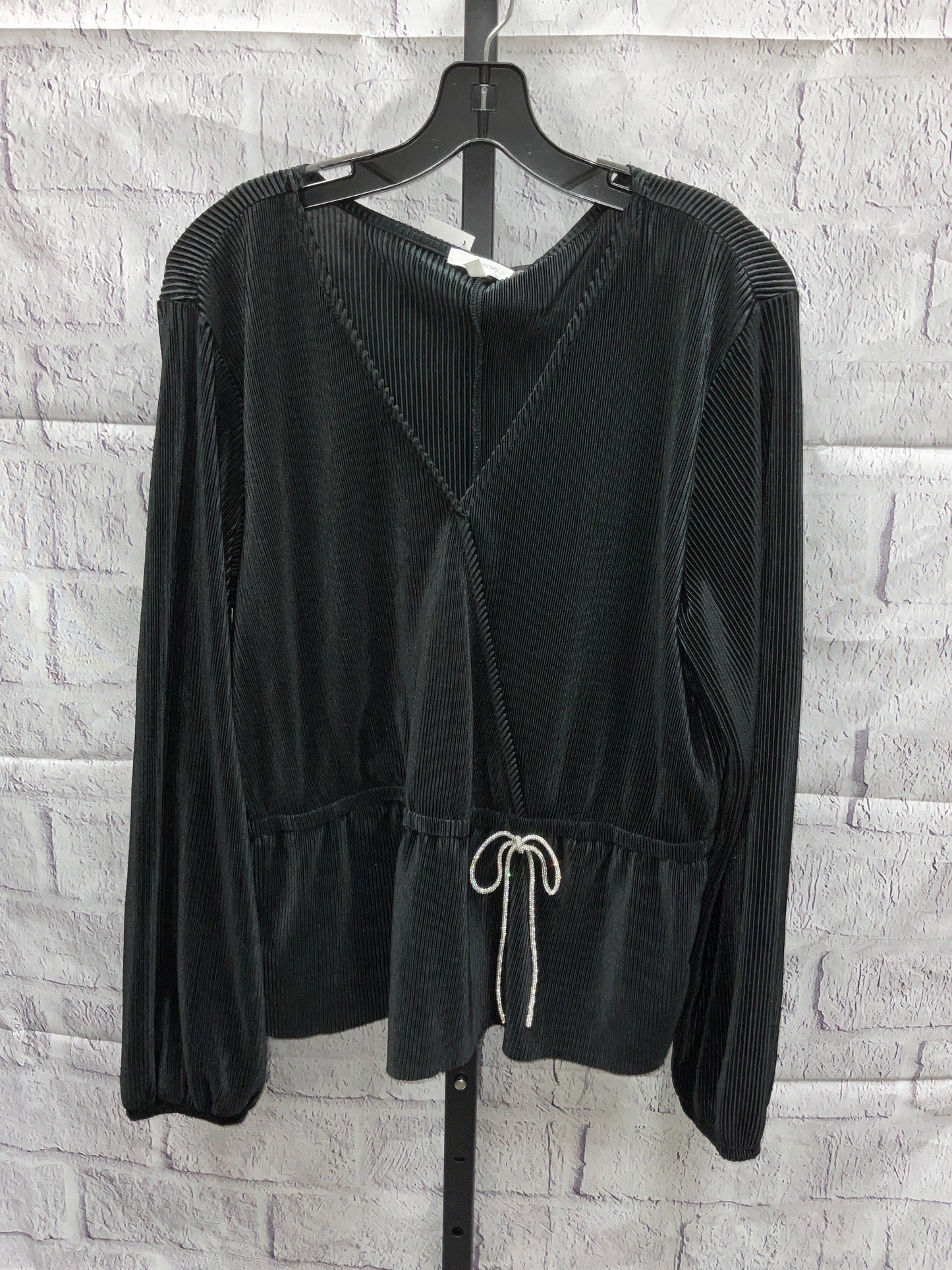 Top Long Sleeve By Maurices  Size: Xl