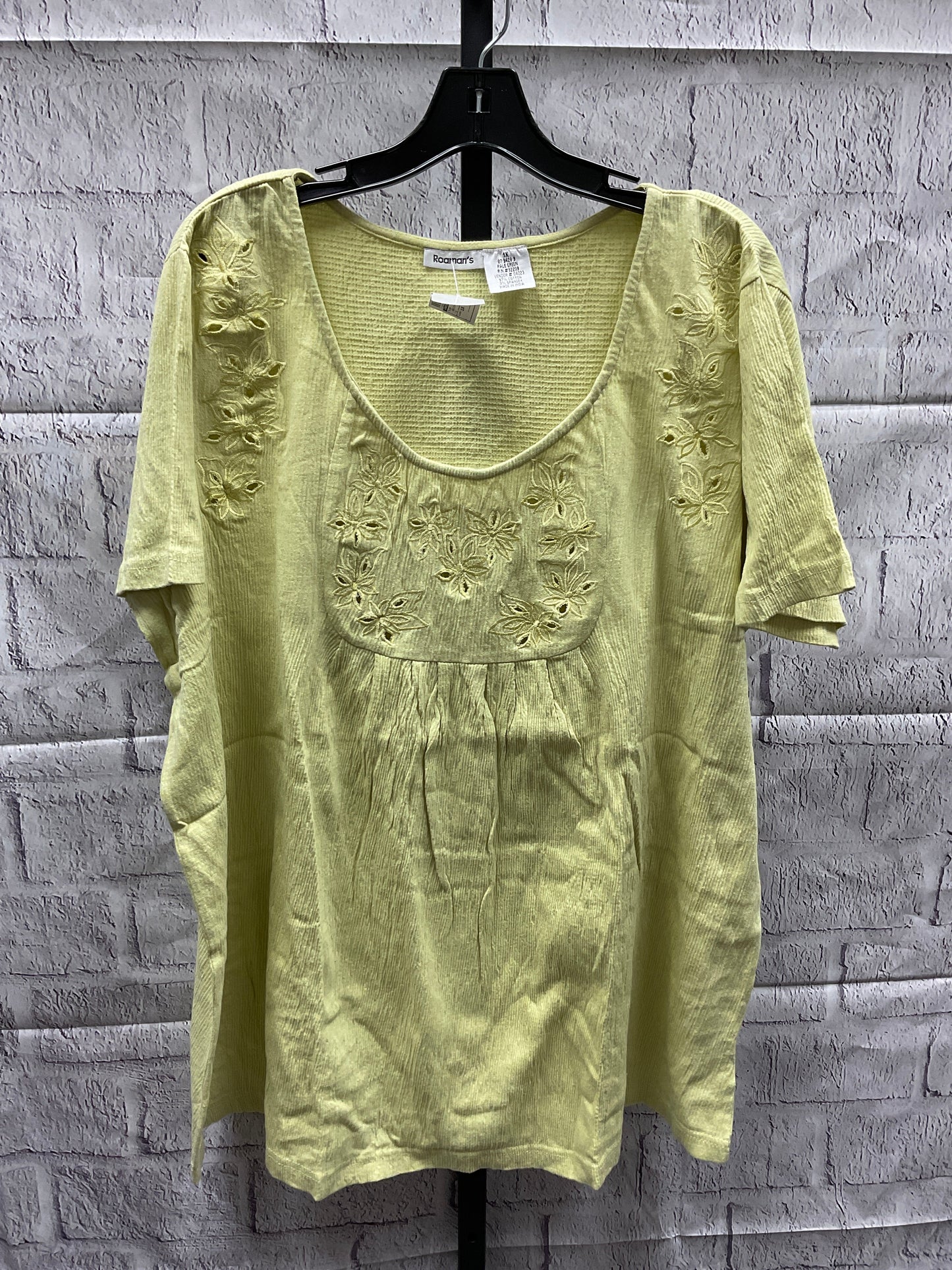 Top Short Sleeve By Roamans  Size: 1x