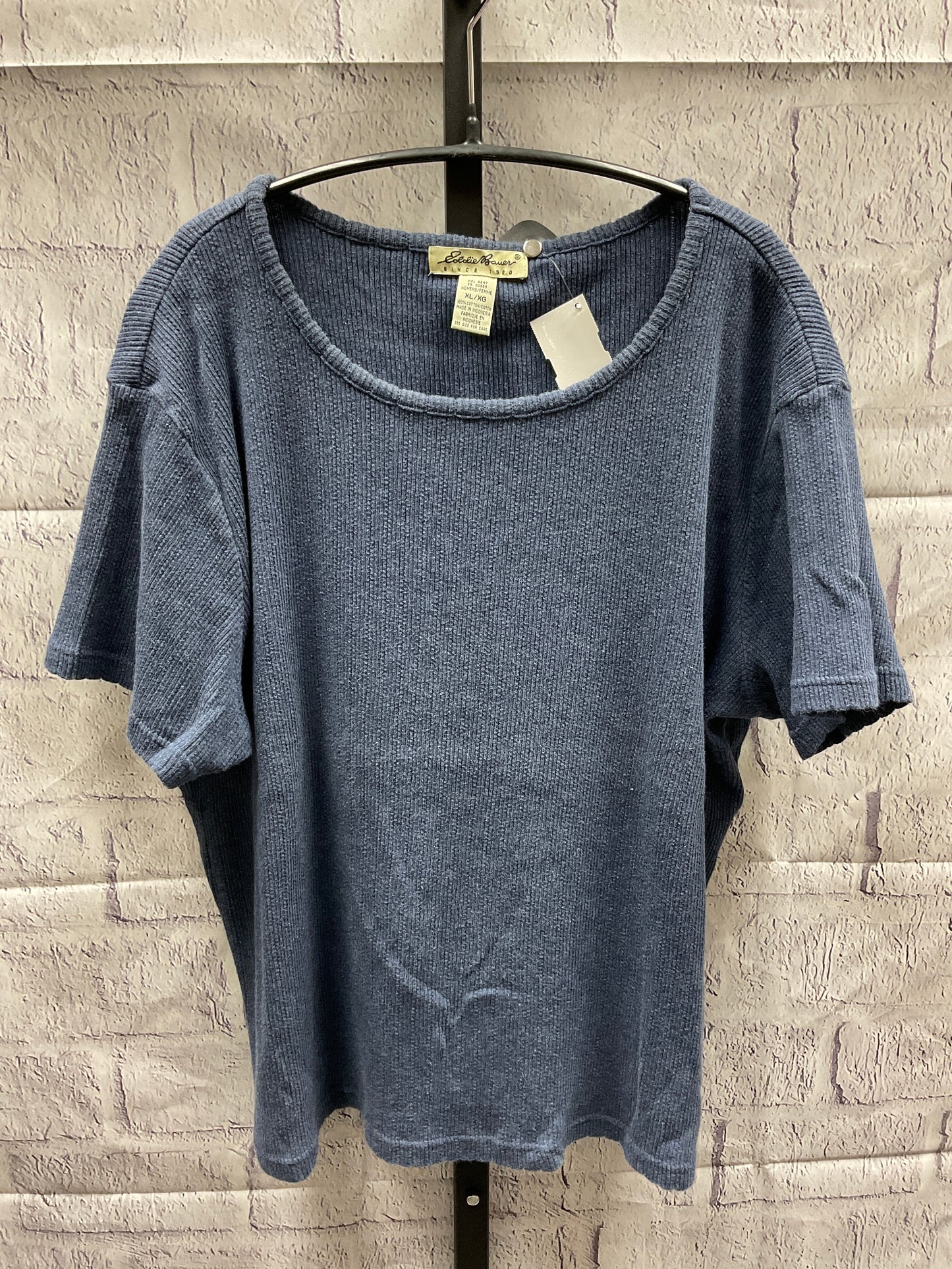 Top Short Sleeve By Eddie Bauer  Size: Xl