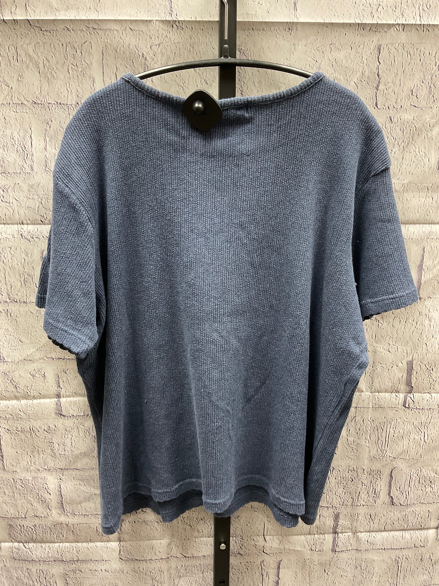 Top Short Sleeve By Eddie Bauer  Size: Xl