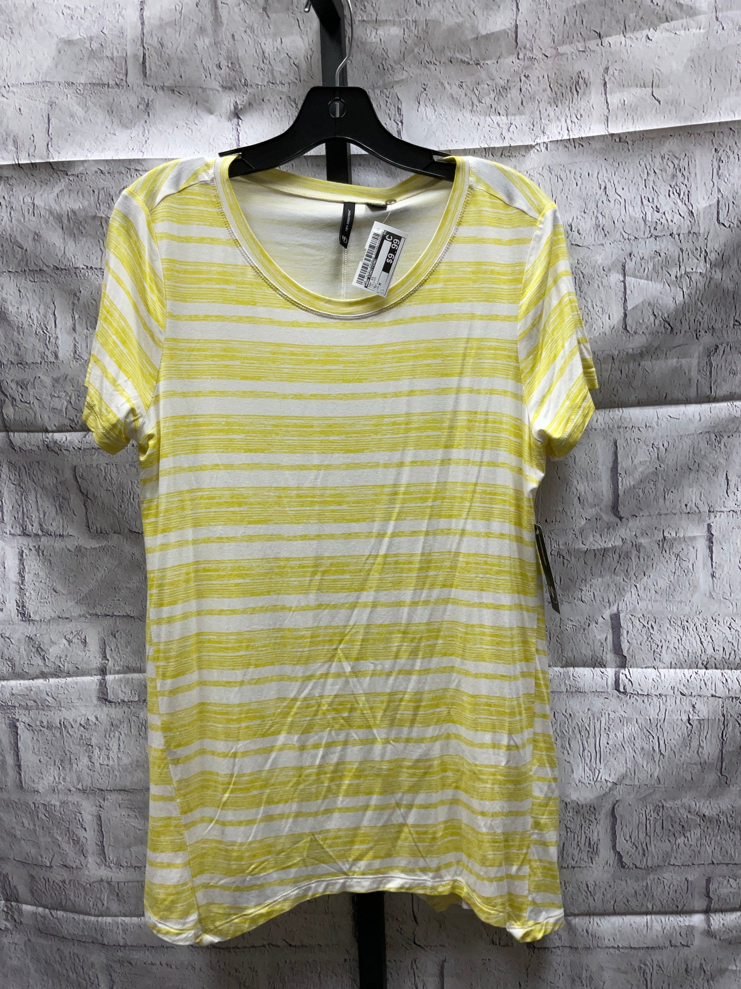Top Short Sleeve By New Directions  Size: M