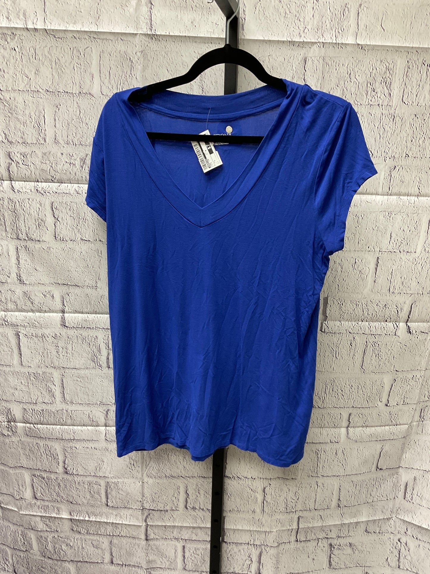 Tank Top By Maurices  Size: L