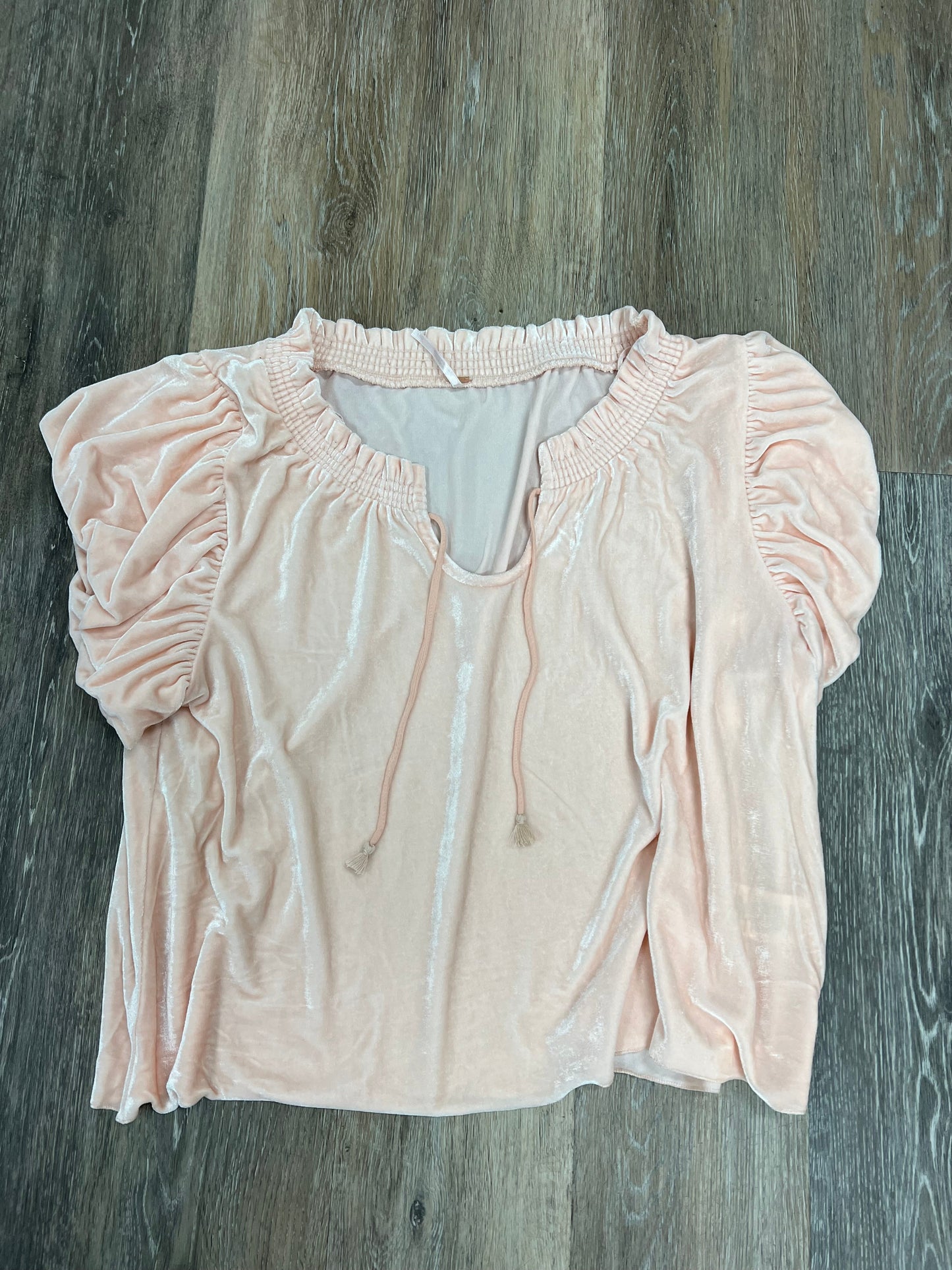 Top Short Sleeve By Free People  Size: L