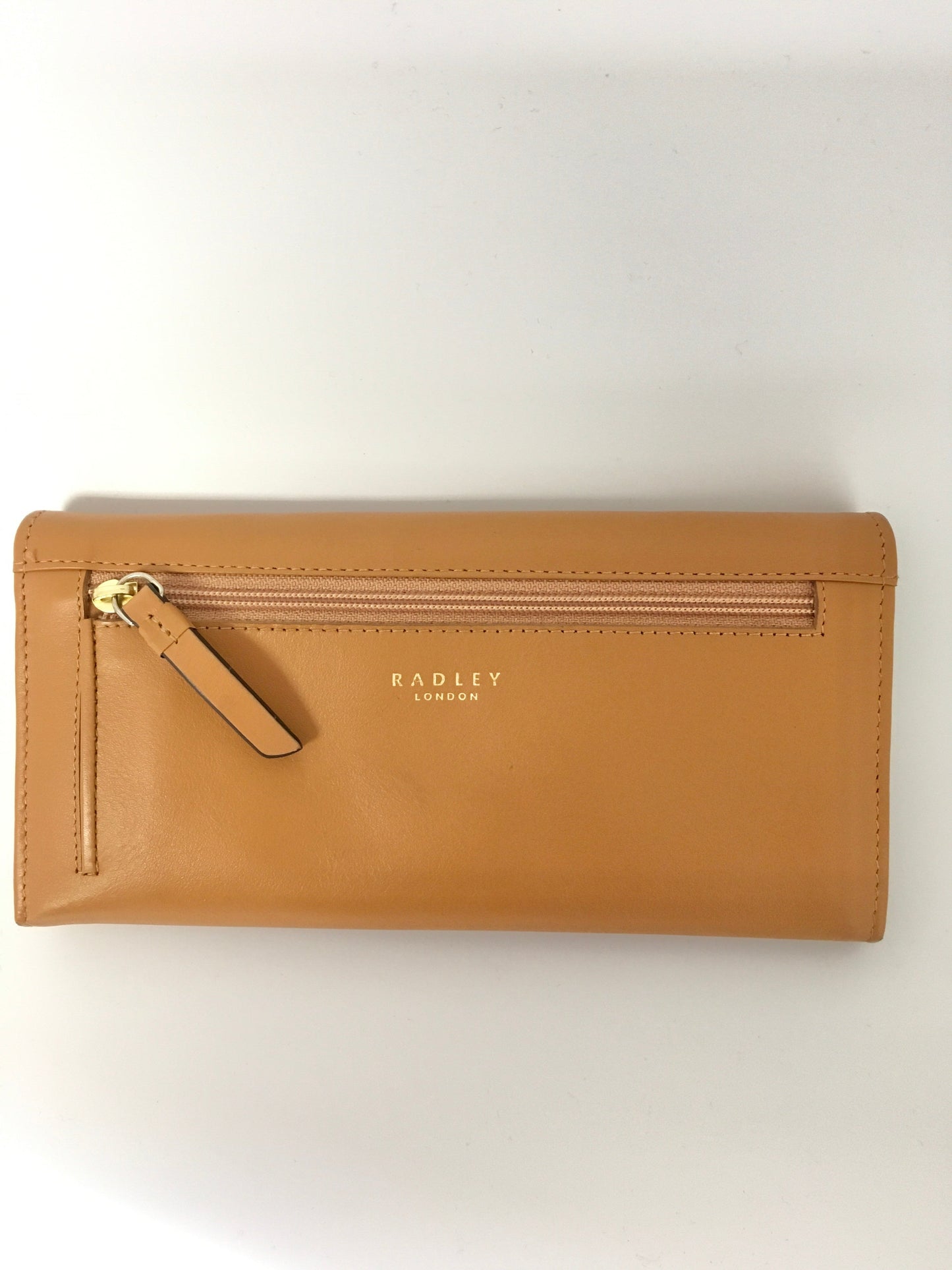 Wallet By Radley London  Size: Small