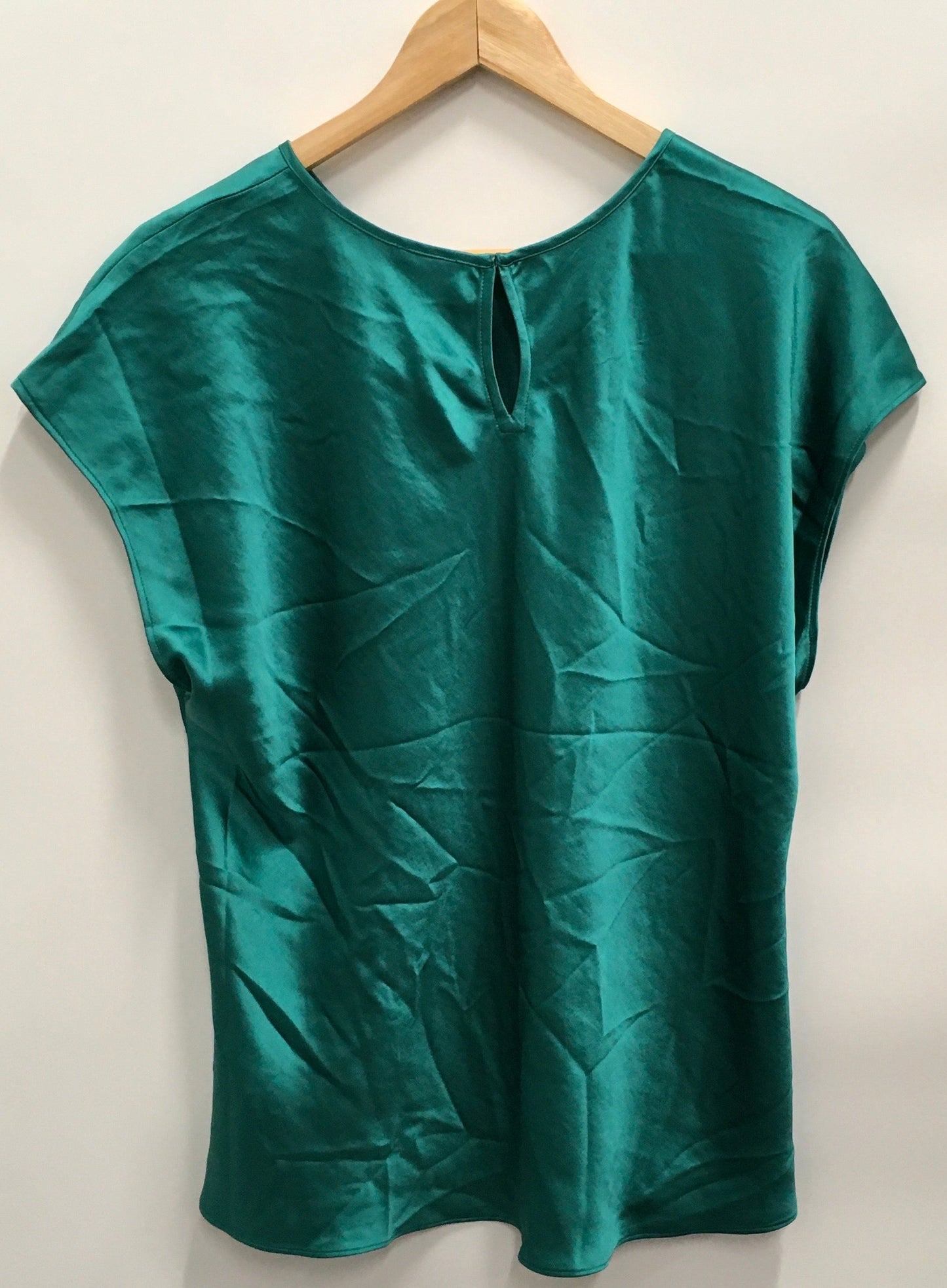 Top Short Sleeve By Express  Size: Xl