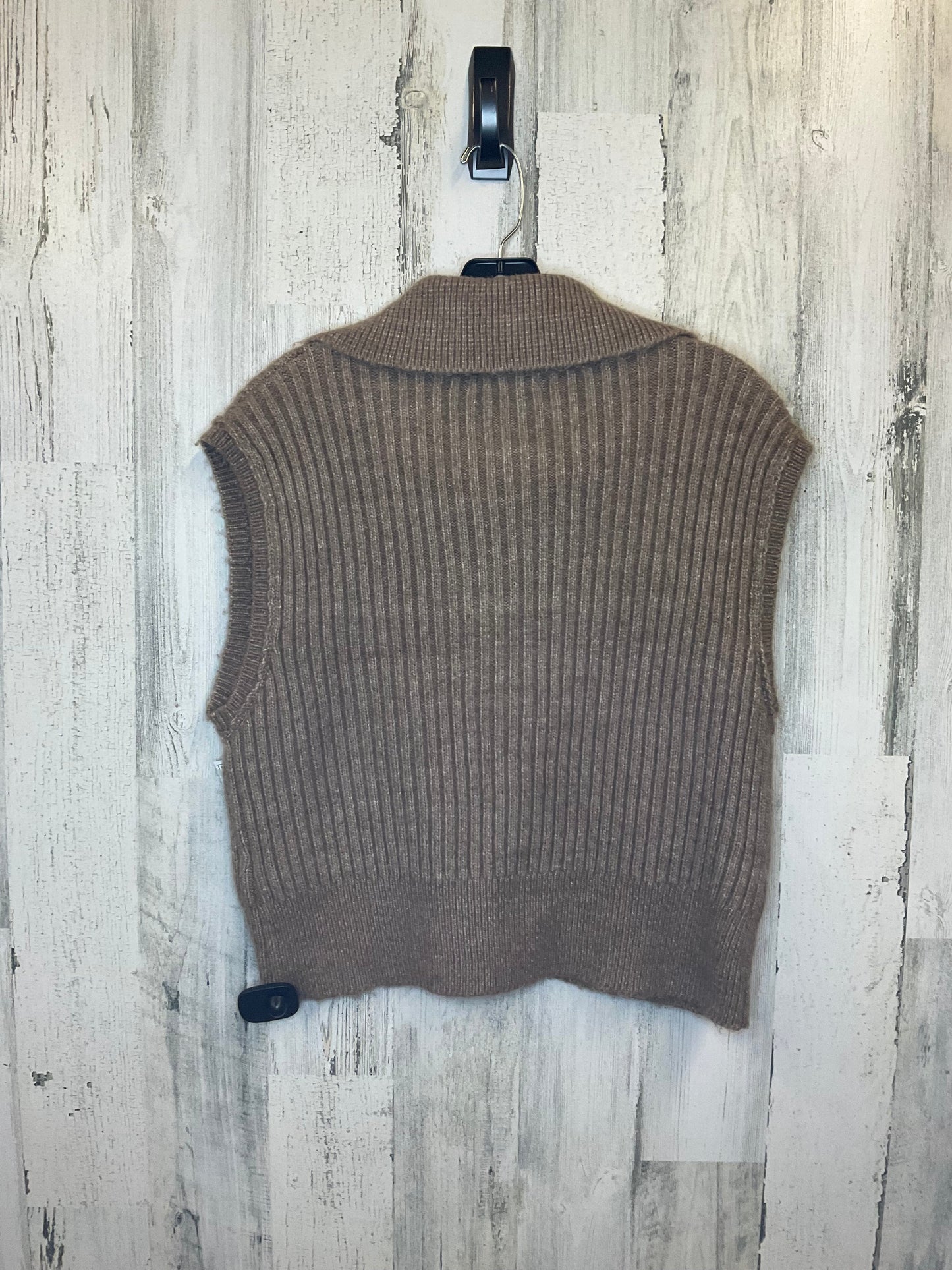 Vest Sweater By Clothes Mentor  Size: Xs